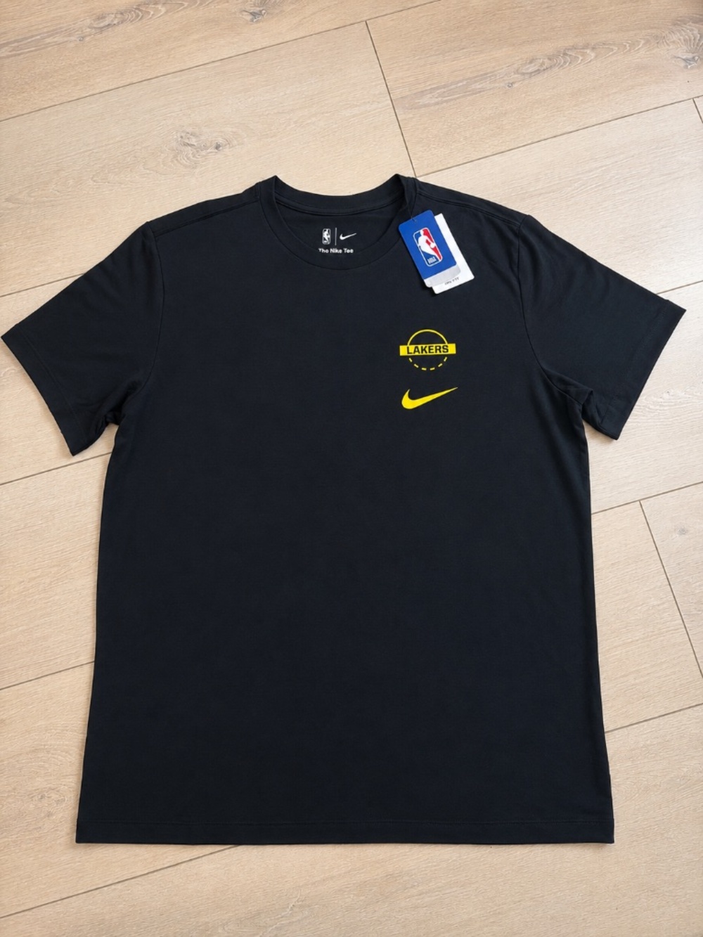 Dry fit tee (Los Angeles lakes logo)